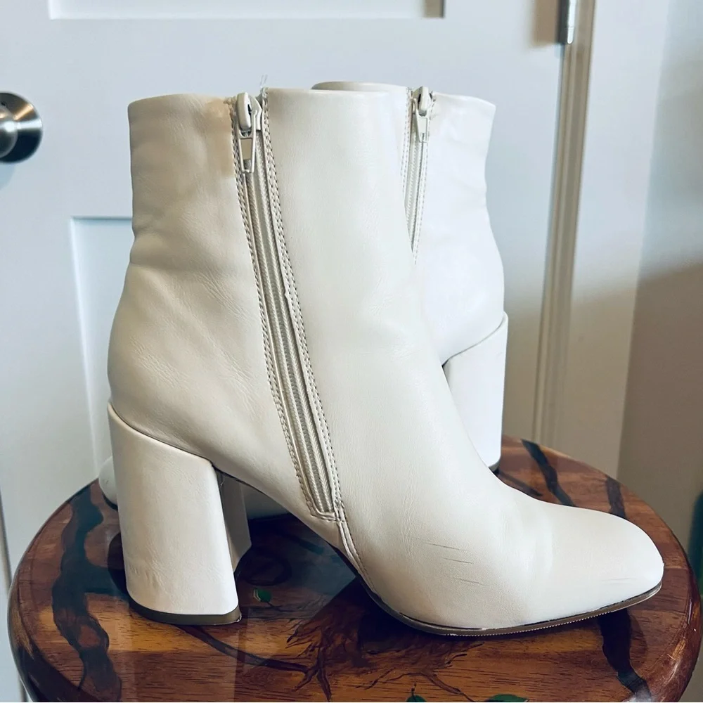 WILA White Block Heeled Ankle Boots Size 6.5 - Picture 4 of 10